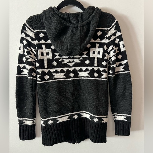 Hooded sweater - Picture 2 of 3